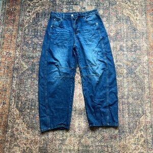 Women’s Barrel Jeans